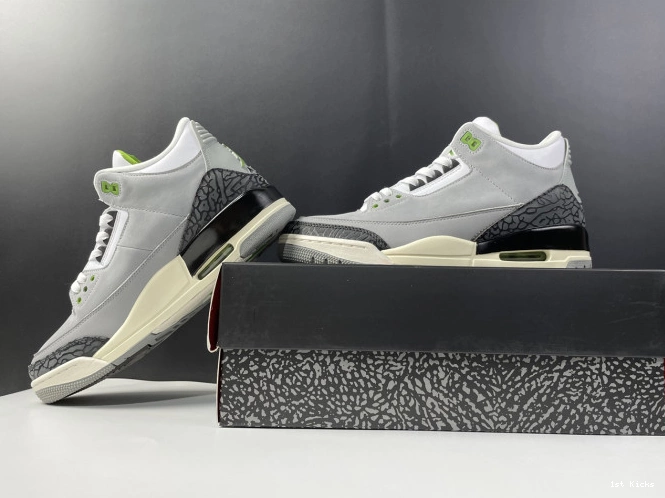 136064-006 Jordan Retro Air 3 Chlorophyll 0711